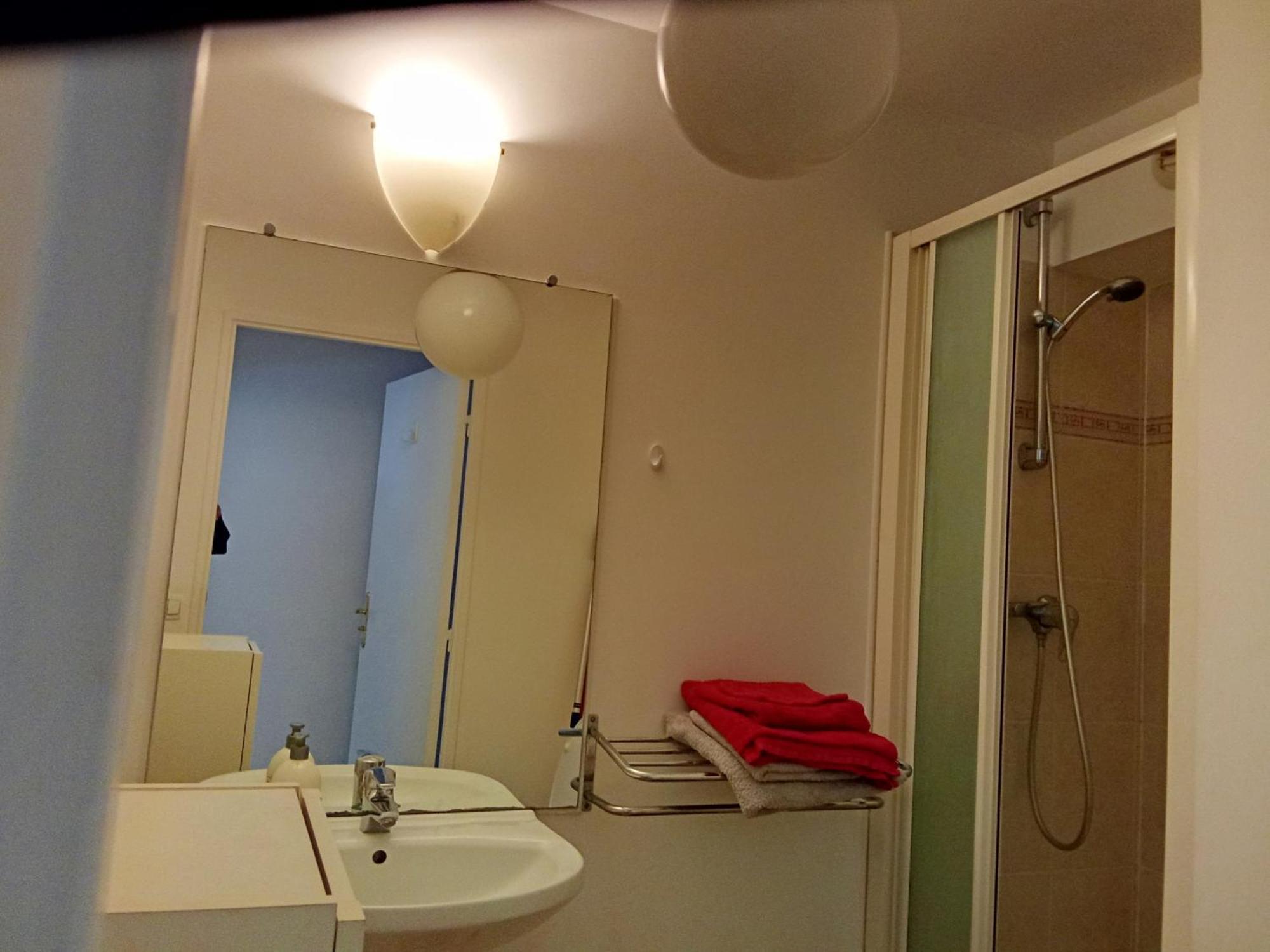 Lumineux Apartment Courbevoie